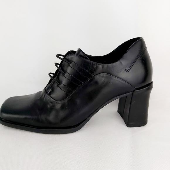 𝅺Caprice vintage leather ankle laced black heeled shoes made in Brazil size 37 - Picture 2 of 11